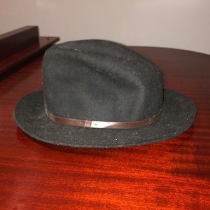 Felt wide brim hat